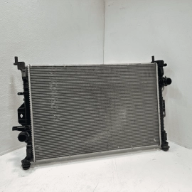 2013-2018 Ford Focus ST 2.0L Engine Cooling Coolant Radiator OEM
