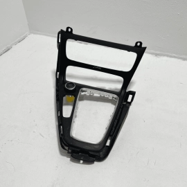 2015-2018 FORD FOCUS ST CENTER CONSOLE GEAR SHIFTER BEZEL SELECTOR COVER OEM