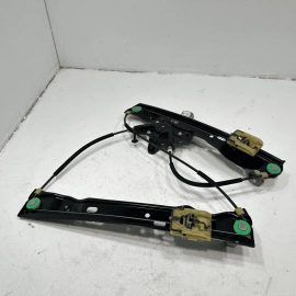 2012 - 2018  FORD FOCUS FRONT PASSENGER DOOR WINDOW REGULATOR W/MOTOR OEM
