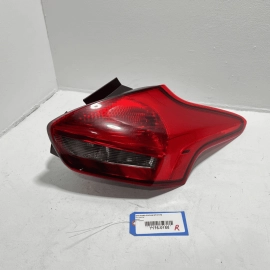 2015-2018 FORD FOCUS ST REAR RIGHT PASSENGER SIDE TAILLIGHT LAMP OEM