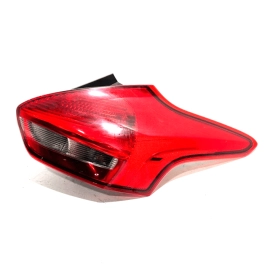 2015-2018 FORD FOCUS ST REAR RIGHT PASSENGER SIDE TAILLIGHT LAMP OEM