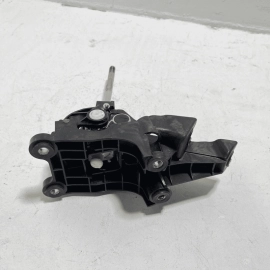 2015-2018 FORD FOCUS ST  2.0L 6 SPEED MANUAL GEAR SHIFT SHIFTER BOX ASSEMBLY OEM