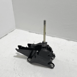 2015-2018 FORD FOCUS ST  2.0L 6 SPEED MANUAL GEAR SHIFT SHIFTER BOX ASSEMBLY OEM