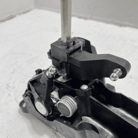 2015-2018 FORD FOCUS ST  2.0L 6 SPEED MANUAL GEAR SHIFT SHIFTER BOX ASSEMBLY OEM