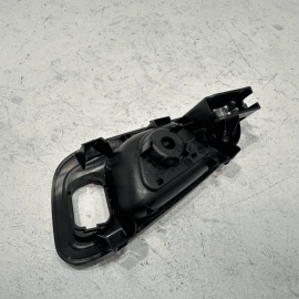 12-2018 FORD FOCUS ENTERIOR  FRONT OR REAR  PASSENGER SIDE INNER DOOR HANDLE OEM