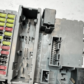 2016-2021 Honda Civic 2L Fuse & Relay Box OEM