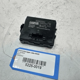 2019 VOLKSWAGEN JETTA VW DIAGNOSTIC INTERFACE GATEWAY CONTROL MODULE OEM 2019 VOLKSWAGEN JETTA VW DIAGNOSTIC INTERFACE GATEWAY CONTROL MODULE OEM