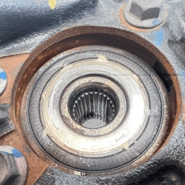 2019-2021 TOYOTA CAMRY XSE FRONT DRIVER SIDE SPINDLE KNUCKLE HUB OEM