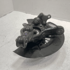2019-2021 TOYOTA CAMRY XSE FRONT DRIVER SIDE SPINDLE KNUCKLE HUB OEM
