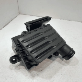 2019-2021 VOLKSWAGEN JETTA VW 1.4L AIR CLEANER INTAKE FILTER BOX UPPER COVER OEM