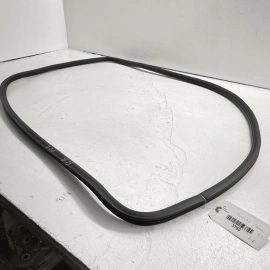 2011-17 PORSCHE CAYENNE FRONT Right SIDE  On Body WEATHERSTRIP SEAL GASKET OEM