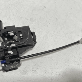 2012 - 2018 FORD FOCUS REAR RIGHT PASSENGER SIDE EXTERIOR DOOR HANDLE BASE OEM