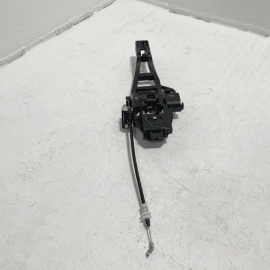 2012 - 2018 FORD FOCUS REAR RIGHT PASSENGER SIDE EXTERIOR DOOR HANDLE BASE OEM