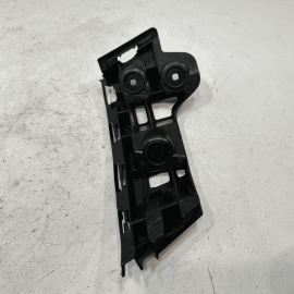 19-21 VOLKSWAGEN JETTA REAR BUMPER PASSENGER SIDE OUTER GUIDE SUPPORT BRACKET OE