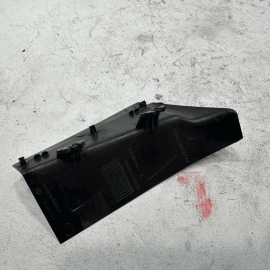 2019-2025 VOLKSWAGEN JETTA VW REAR PASSENGER SIDE TAILLIGHT TRIM COVER LIGHT OEM