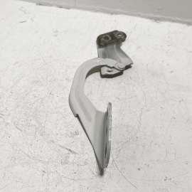 2012-2018 FORD FOCUS FRONT LEFT DRIVER SIDE BONNET HOOD HINGE SUPPORT OEM YZ