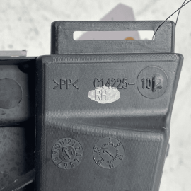 2014-22 Jeep Cherokee Front Right Door Multi-Function Bracket & Glass Guide