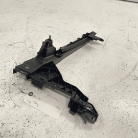 2014-22 Jeep Cherokee Front Right Door Multi-Function Bracket & Glass Guide