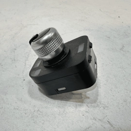 2012-2018 AUDI A6  FRONT LEFT DRIVER SIDE DOOR OUTER MIRROR SWITCH OEM
