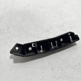 2012-2018 Ford Focus Front  Bumper Left Driver Side Retainer Bracket Brace OEM