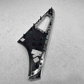 2012-2018 AUDI A6 FRONT PASSENGER SIDE DOOR HANDLE TRIM COVER PANEL BROWN OEM 2012-2018 AUDI A6 FRONT PASSENGER SIDE DOOR HANDLE TRIM COVER PANEL BROWN OEM