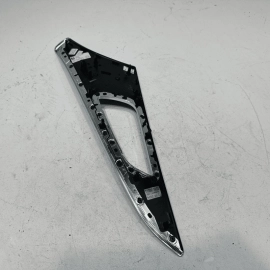 2012-2018 AUDI A6 FRONT PASSENGER SIDE DOOR HANDLE TRIM COVER PANEL BROWN OEM 2012-2018 AUDI A6 FRONT PASSENGER SIDE DOOR HANDLE TRIM COVER PANEL BROWN OEM