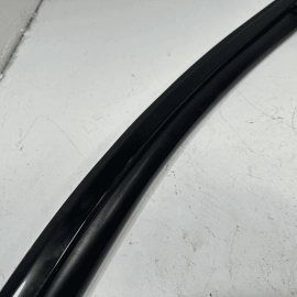 2016-2018 AUDI A6 FRONT PASSENGER DOOR UPPER WINDOW GLASS RUN CHANEL SEAL OEM
