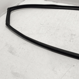 HONDA ACCORD 18-25 REAR RIGHT PASSENGER DOOR WINDOW GLASS RUN CHANNEL SEAL OEM
