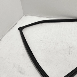 HONDA ACCORD 18-25 REAR RIGHT PASSENGER DOOR WINDOW GLASS RUN CHANNEL SEAL OEM
