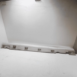 2012-2018 Ford Focus ST Left Driver Side Rocker Molding Skirt Panel OEM