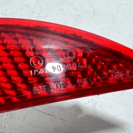 2015-2018 FORD FOCUS HATCBACK REAR BUMPER MARKER PASSENGER SIDE RH REFLECTOR OEM