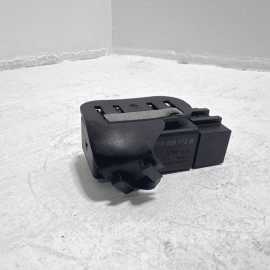 2016 AUDI A6 REAR SEAT HEAT HEATED CONTROL MODULE UNIT W/ BRACKET OEM