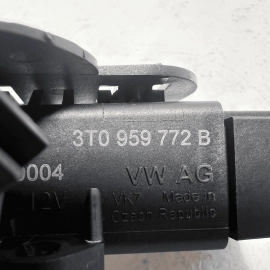 2016 AUDI A6 REAR SEAT HEAT HEATED CONTROL MODULE UNIT W/ BRACKET OEM