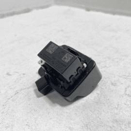 2012-2018 AUDI A6 QUATTRO ENGINE IGNITION SWITCH CONTROL LOCK RELAY MODULE OEM