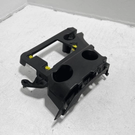 2016 AUDI A6 3.0L QUATTRO REAR BUMPER RIGHT SIDE UPPER GUIDE SUPPORT BRACKET OEM