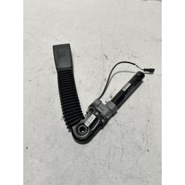 2011-2016 BMW 535I Front Right Passenger Side Seatbelt Seat belt Buckle OEM