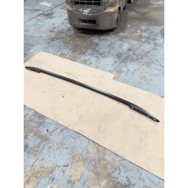 2021-2024 Volkswagen Atlas Upper Passenger Side Roof Rail W/Out Panoramic OEM