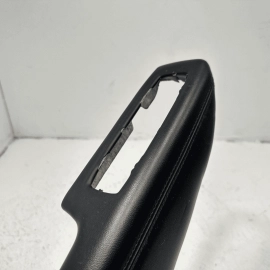 18-2021 JEEP GRAND CHEROKEE FRONT DRIVER SIDE DOOR PANEL ARMREST TRIM COVER OEM
