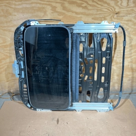 2016-2018 HONDA PILOT SUNROOF FRAME SUNSHADE WINDOW GLASS & MOTOR ASSEMBLY 