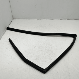 JEEP GRAND CHEROKEE REAR DRIVER DOOR GLASS RUN WEATHERSTRIP SEAL 2011-2021 OEM
