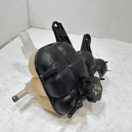 2016 - 2021 JEEP GRAND CHEROKEE RADIATOR WATER COOLANT RESERVOIR TANK OEM