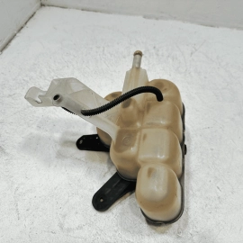 2016 - 2021 JEEP GRAND CHEROKEE RADIATOR WATER COOLANT RESERVOIR TANK OEM