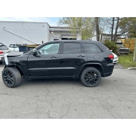 JEEP GRAND CHEROKEE 2017-2021 REAR TRUNK TAILGATE RELEASE HANDLE W/ SENSOR OEM