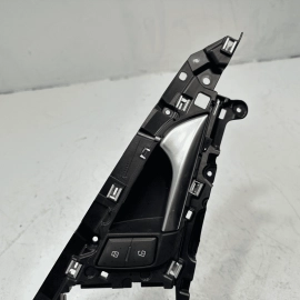 2012-2018 AUDI A6 FRONT PASSENGER SIDE INTERIOR DOOR PANEL HANDLE W/ BASE OEM