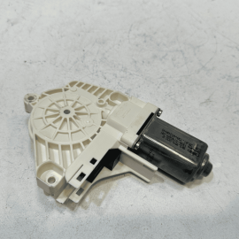 2012-2018 AUDI A6 FRONT PASSENGER SIDE DOOR WINDOW REGULATOR MOTOR OEM