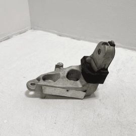 2018-2024 TOYOTA CAMRY SE ENGINE MOTOR MOUNT BRACKET SUPPORT REAR SIDE OEM