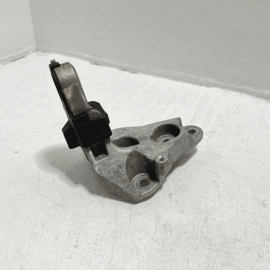 2018-2024 TOYOTA CAMRY SE ENGINE MOTOR MOUNT BRACKET SUPPORT REAR SIDE OEM