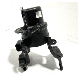 TOYOTA CAMRY SE 2018-2024 2.5L ENGINE MOTOR REAR MOUNT INSULATOR BRACKET OEM