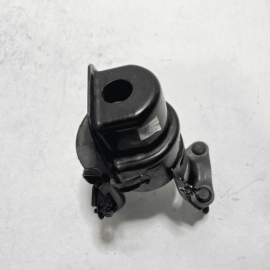 TOYOTA CAMRY SE 2018-2024 2.5L ENGINE MOTOR REAR MOUNT INSULATOR BRACKET OEM