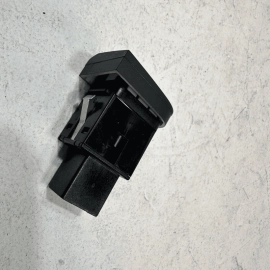 2012-18 AUDI A6 REAR CONSOLE PASSENGER SIDE SEAT HEAT HEATER CONTROL SWITCH OEM